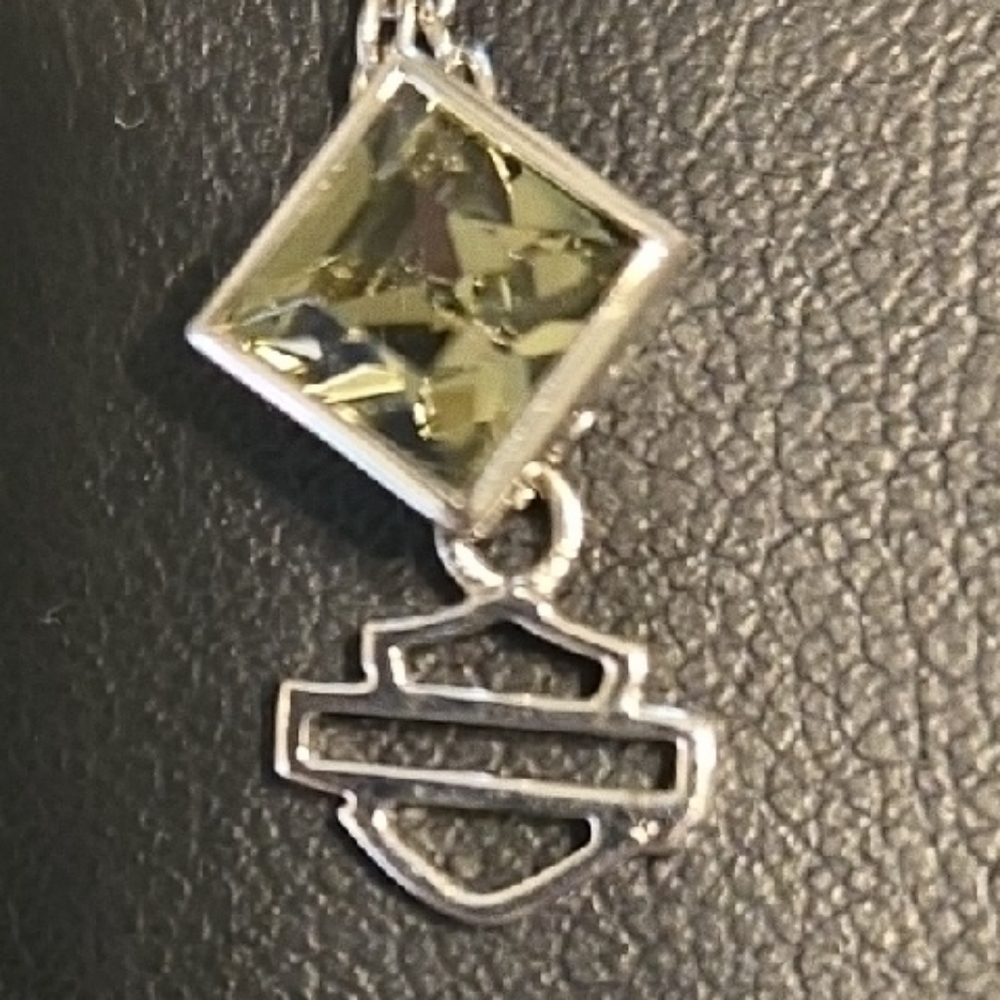 HARLEY DAVIDSON Elegant Silver 925 Necklace with Green Gemstone